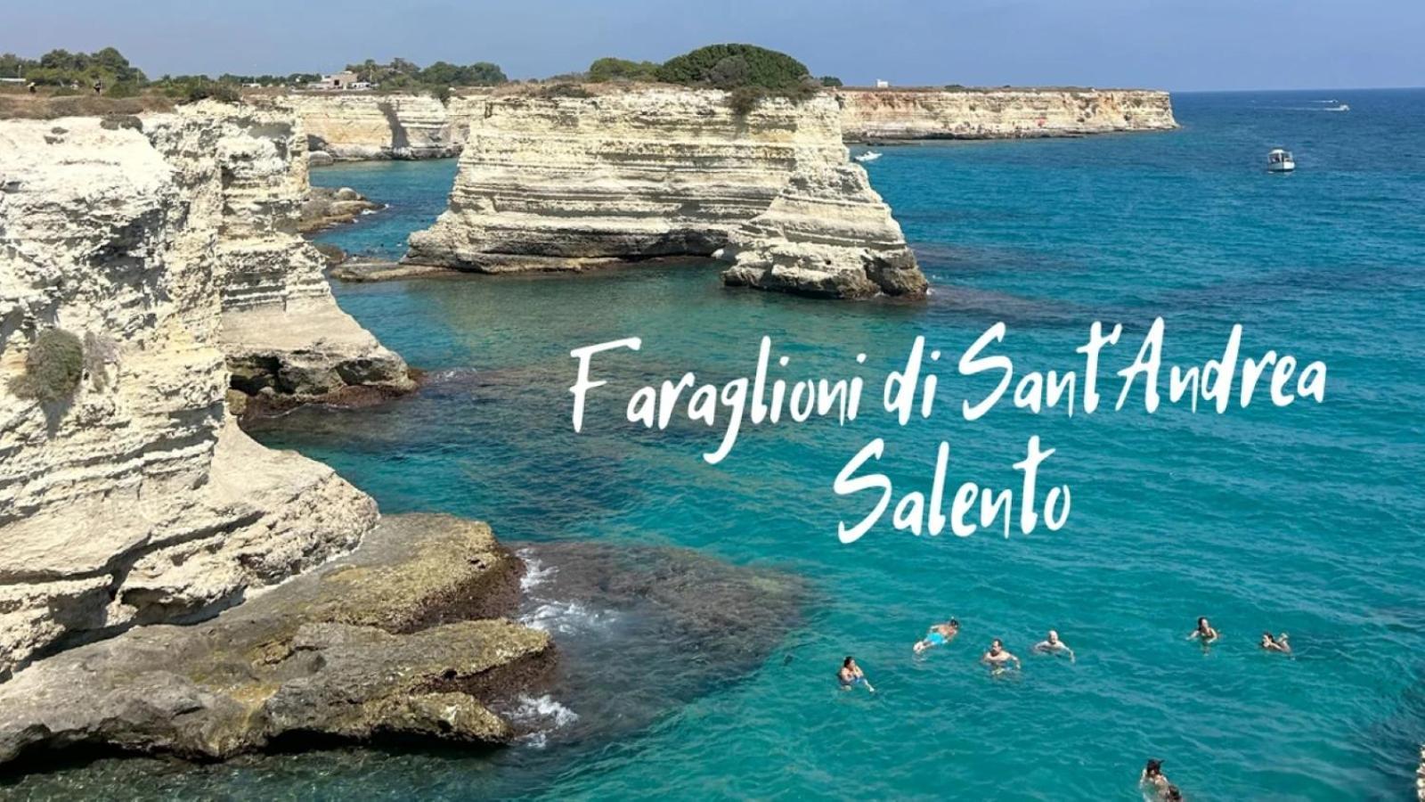 Castello Salentino B&B เมเลนดูญโญ ภายนอก รูปภาพ